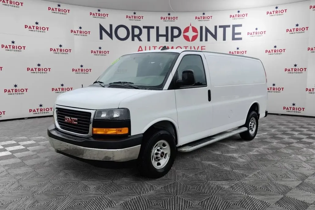 2023 Gmc Savana Cargo 2500 photo 1