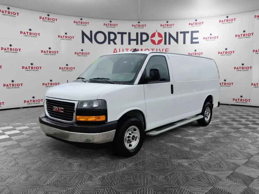 2023 Gmc Savana Cargo 2500 photo 1