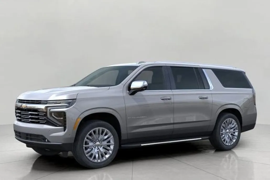 2025 Chevrolet Suburban Premier photo 1