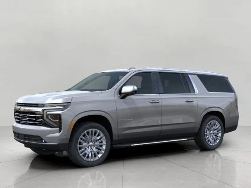 2025 Chevrolet Suburban Premier photo 1