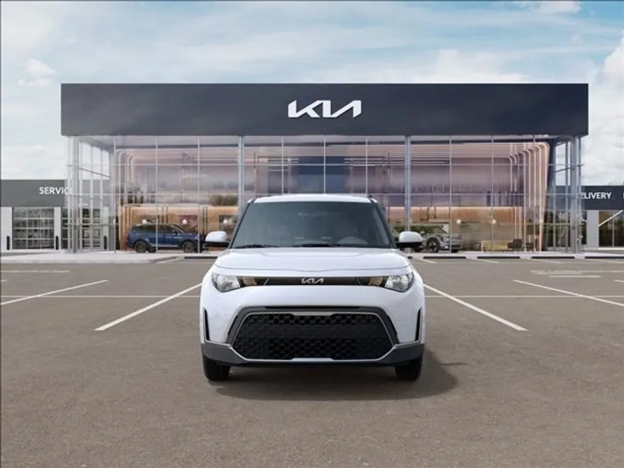 2025 Kia Soul LX photo 1