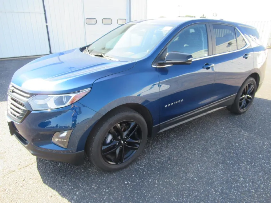 2021 Chevrolet Equinox LT photo 1