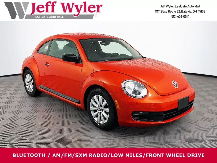 2016 Volkswagen Beetle 1.8T S photo 1
