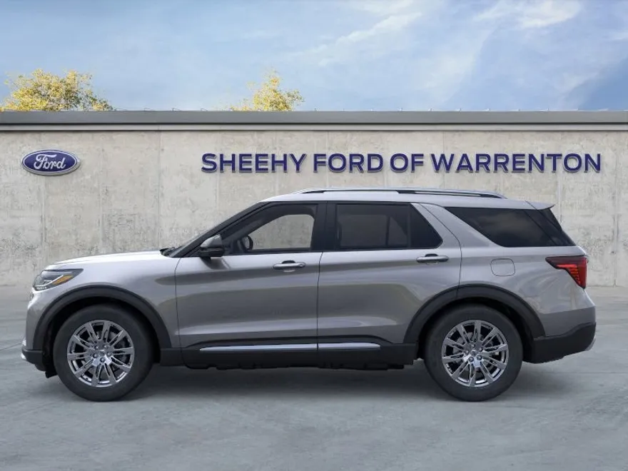 2025 Ford Explorer Platinum photo 1