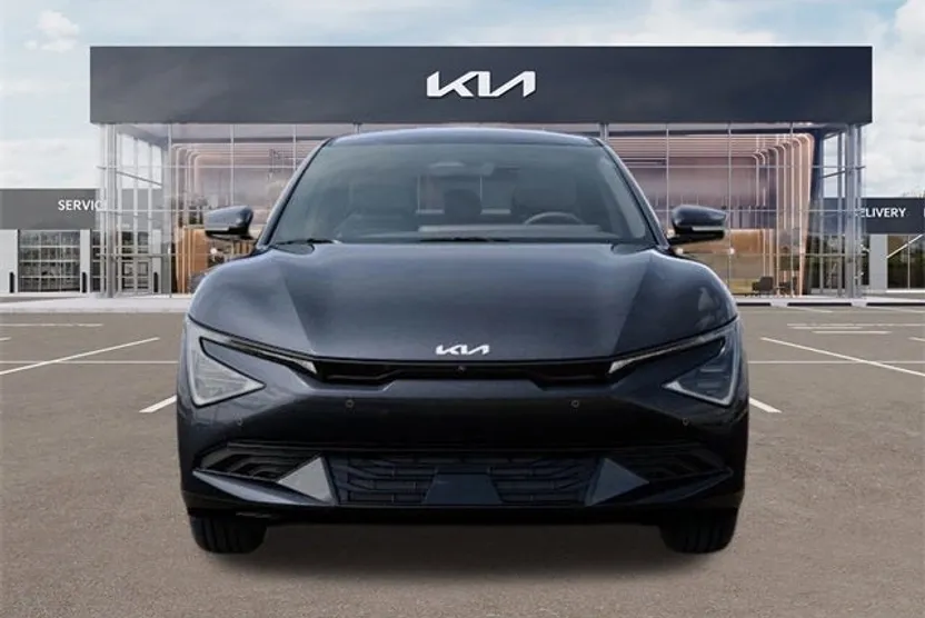 2025 Kia EV6 Wind photo 1