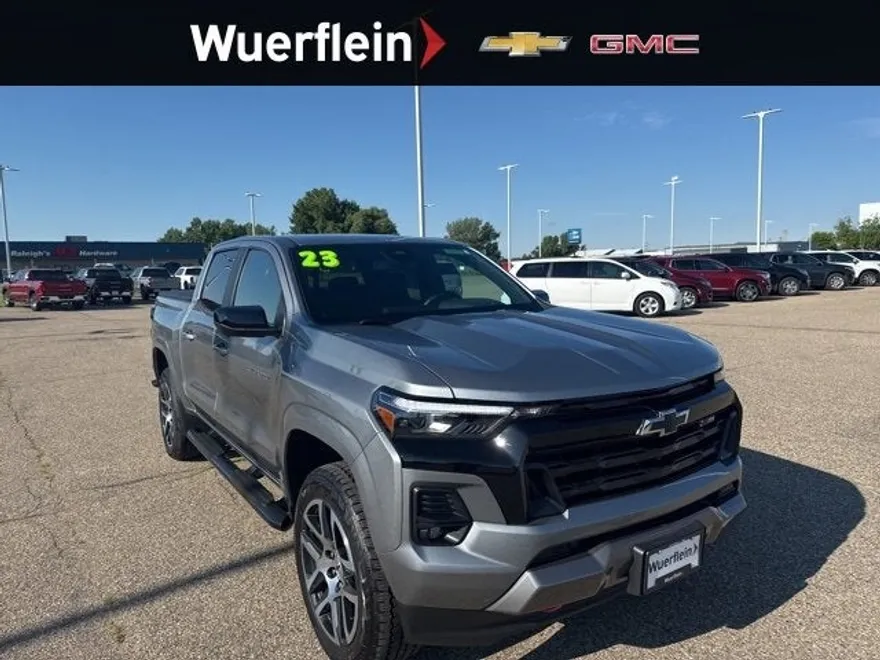 2023 Chevrolet Colorado Z71 photo 1