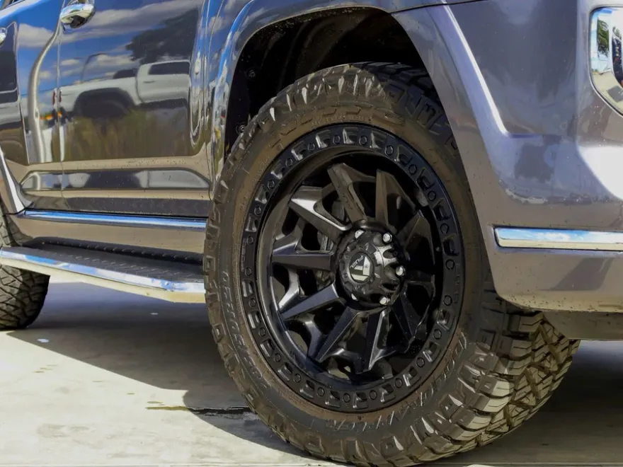2022 Toyota 4Runner Limited photo 1