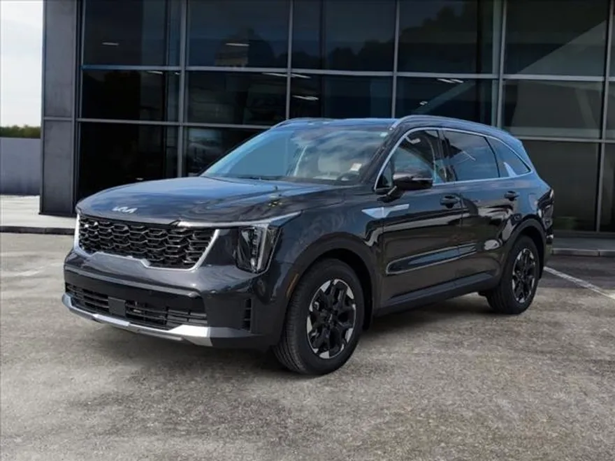2025 Kia Sorento S photo 1