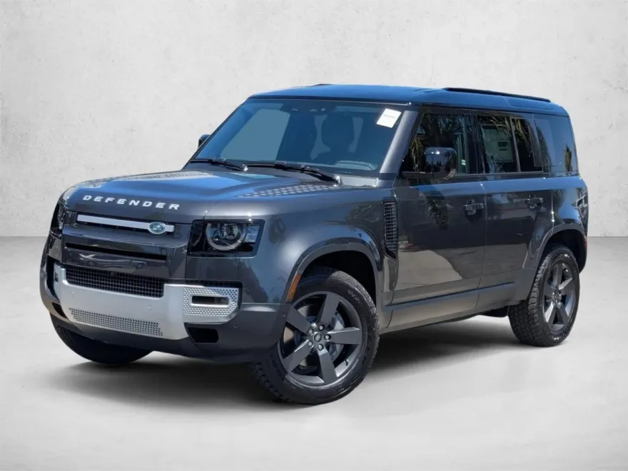 2025 Land Rover Defender 110 S photo 1