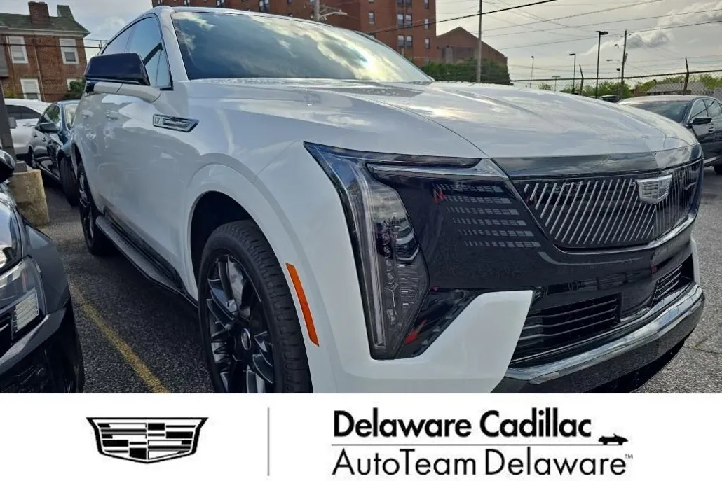 2025 Cadillac Escalade IQ Sport photo 1