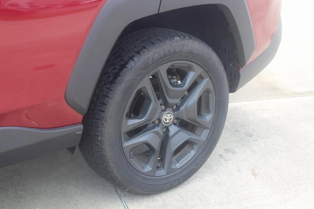 2023 Toyota RAV4 Adventure photo 1