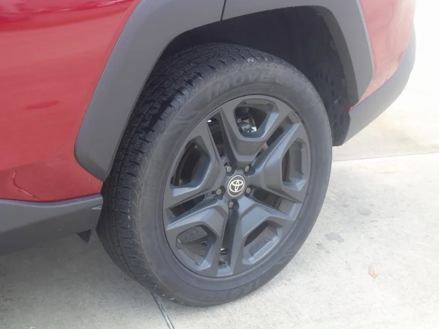 2023 Toyota RAV4 Adventure photo 1