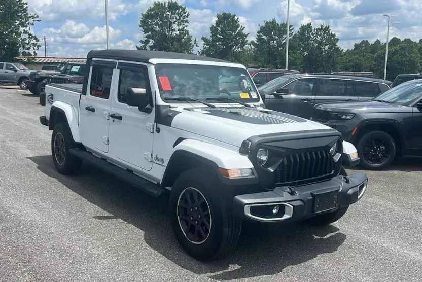 2021 Jeep Gladiator Rubicon photo 1