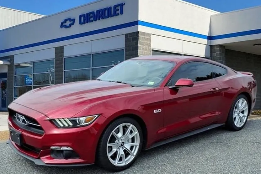 2015 Ford Mustang GT Premium photo 1