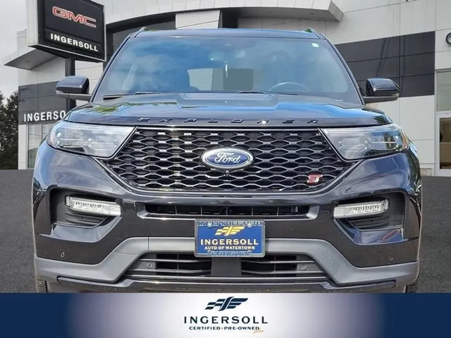 2020 Ford Explorer ST photo 1