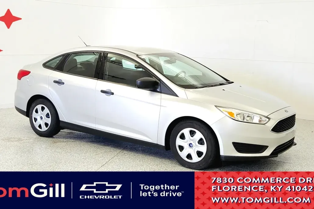 2017 Ford Focus S photo 1