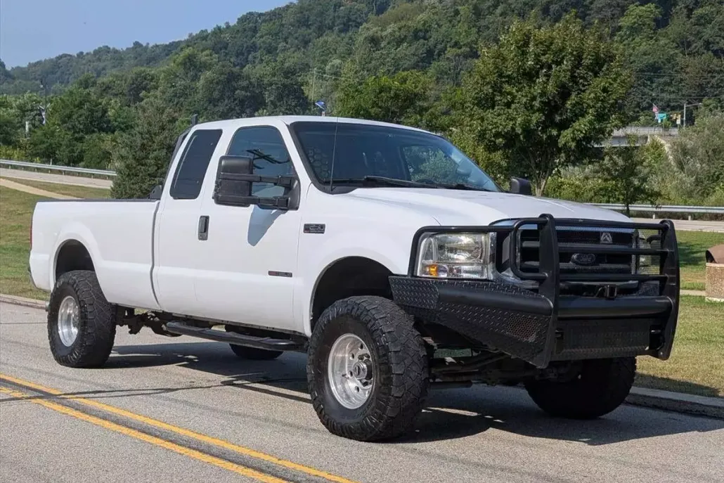 1999 Ford F-250 XLT photo 1