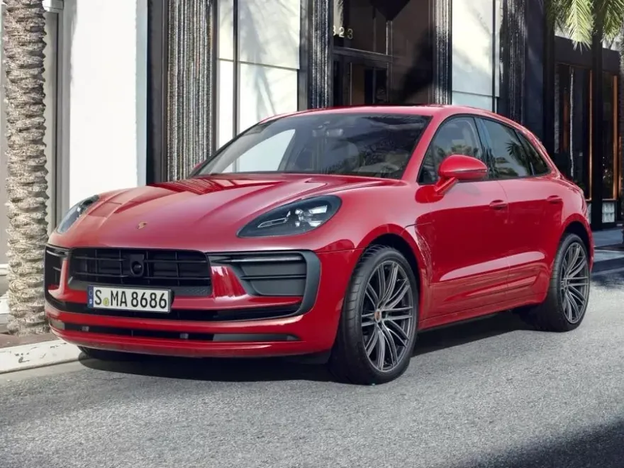 2025 Porsche Macan T photo 1