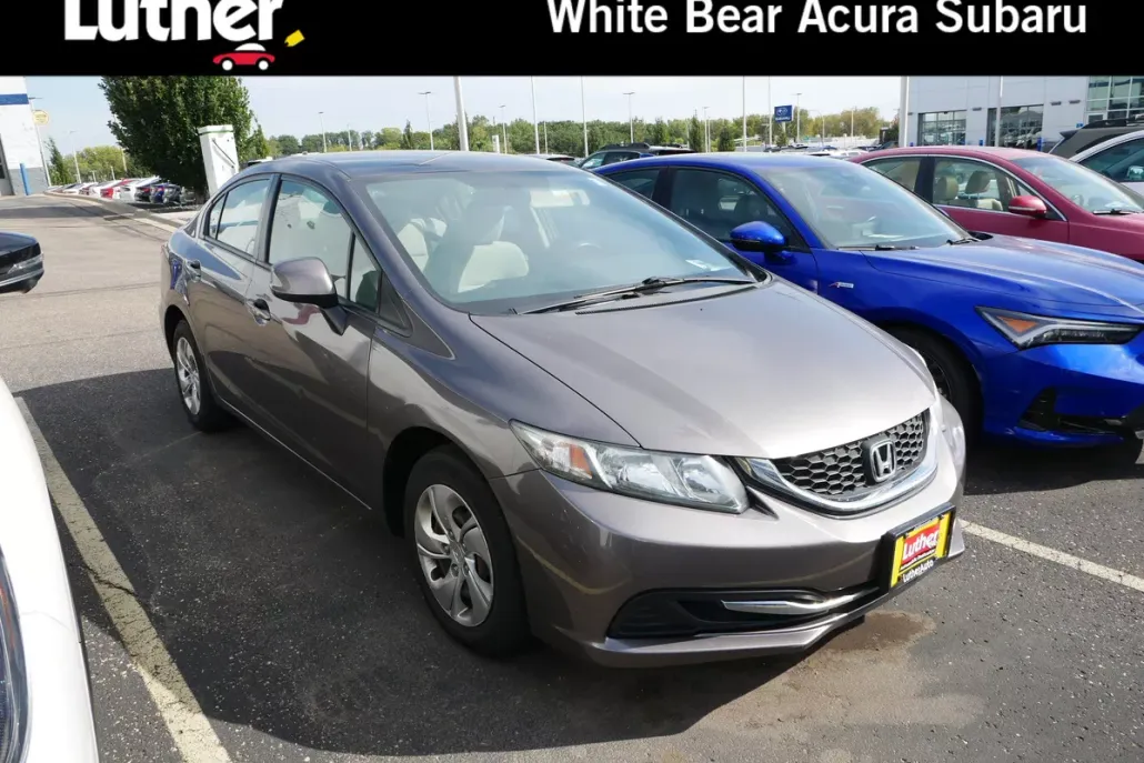 2013 Honda Civic LX photo 1