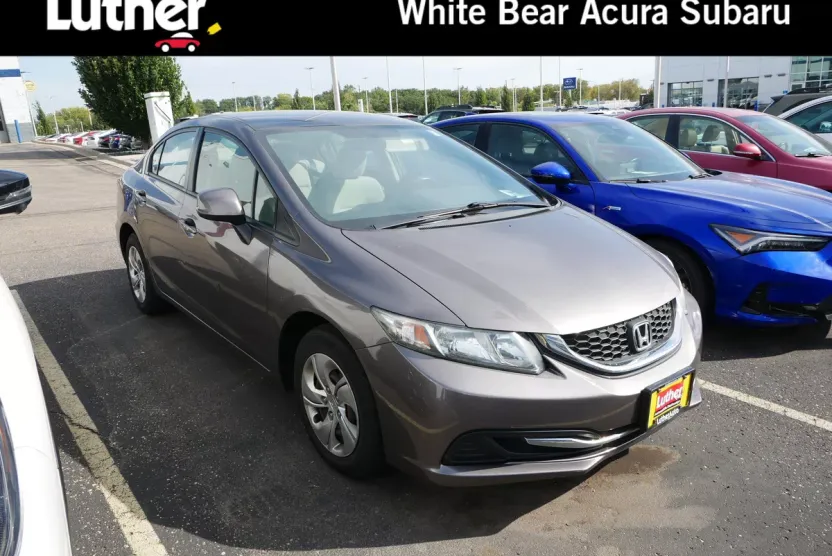 2013 Honda Civic LX photo 1