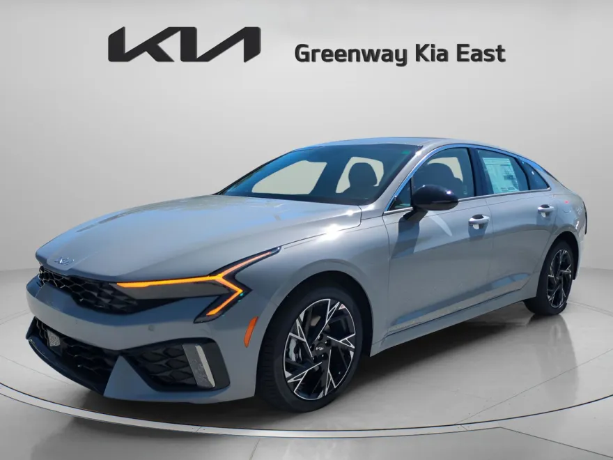 2026 Kia K5 GT-Line photo 1