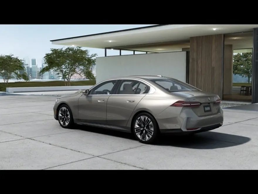 2025 Bmw 530i photo 1