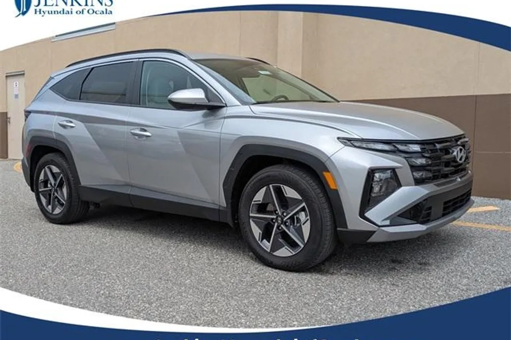 2025 Hyundai Tucson SEL photo 1