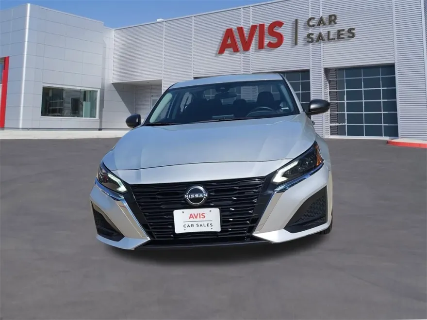 2024 Nissan Altima 2.5 SV photo 1