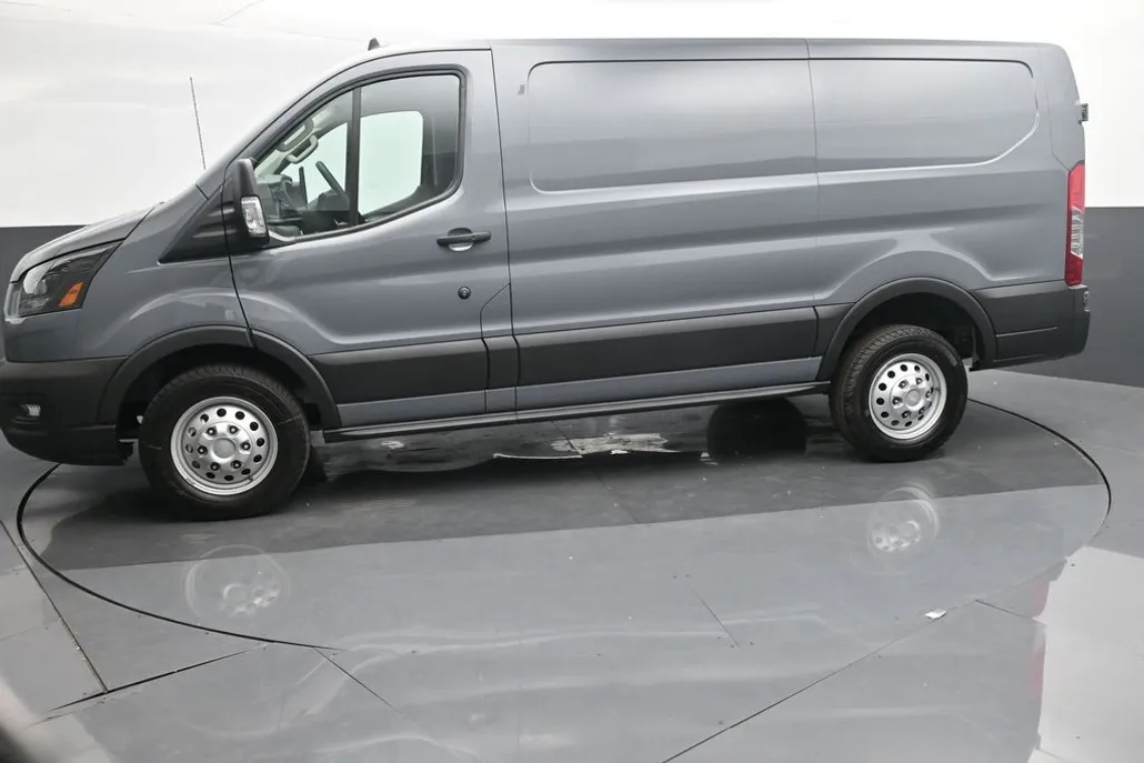 2025 Ford Transit Cargo Van photo 1