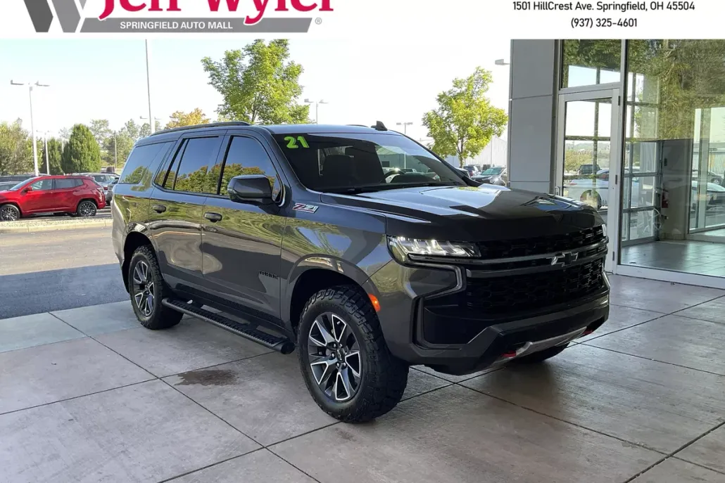 2021 Chevrolet Tahoe Z71 photo 1