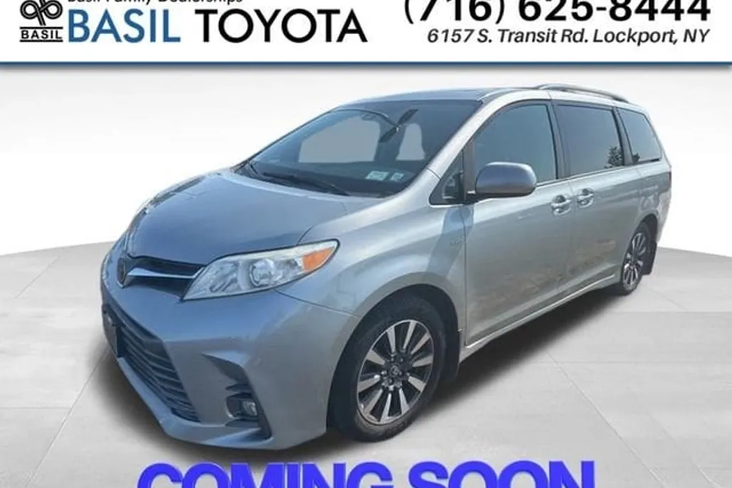 2019 Toyota Sienna XLE Premium photo 1