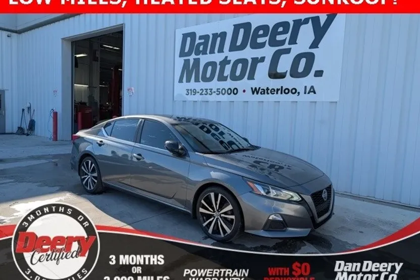 2019 Nissan Altima 2.5 SR photo 1