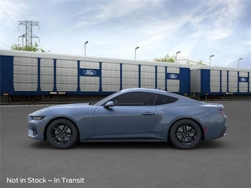2025 Ford Mustang GT photo 4
