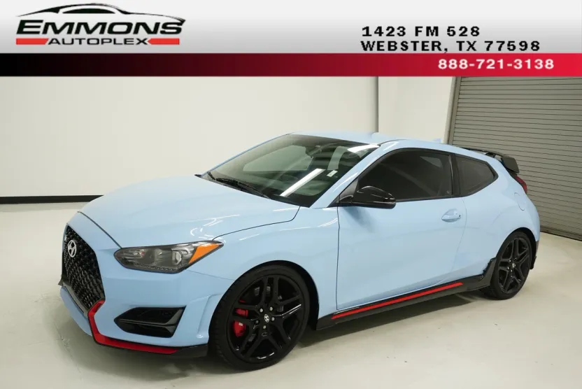 2020 Hyundai Veloster N photo 1