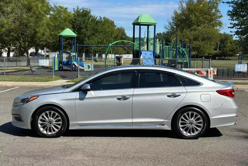 2015 Hyundai Sonata Limited Sport photo 1
