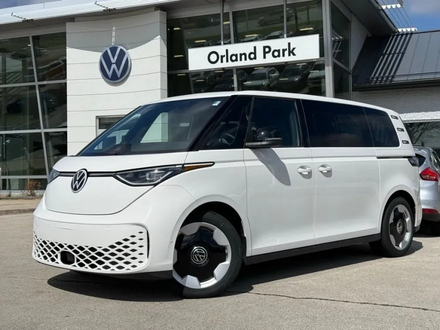 2025 Volkswagen ID. Buzz Pro S photo 1