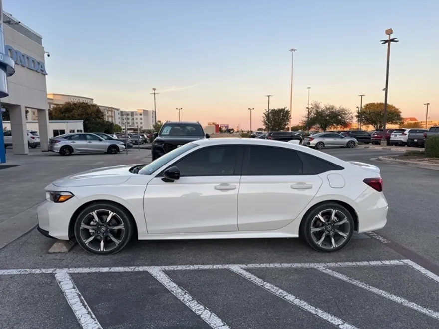2025 Honda Civic Hybrid Sport Touring photo 1