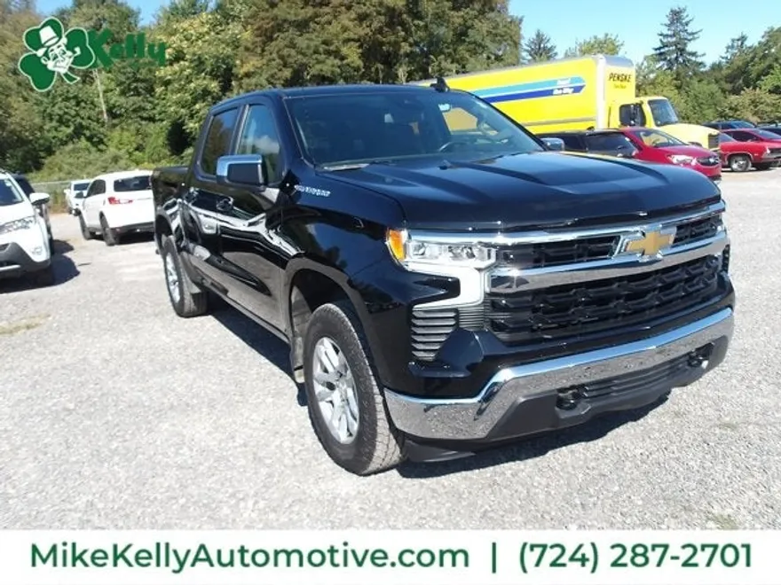 2022 Chevrolet Silverado 1500 LT photo 1