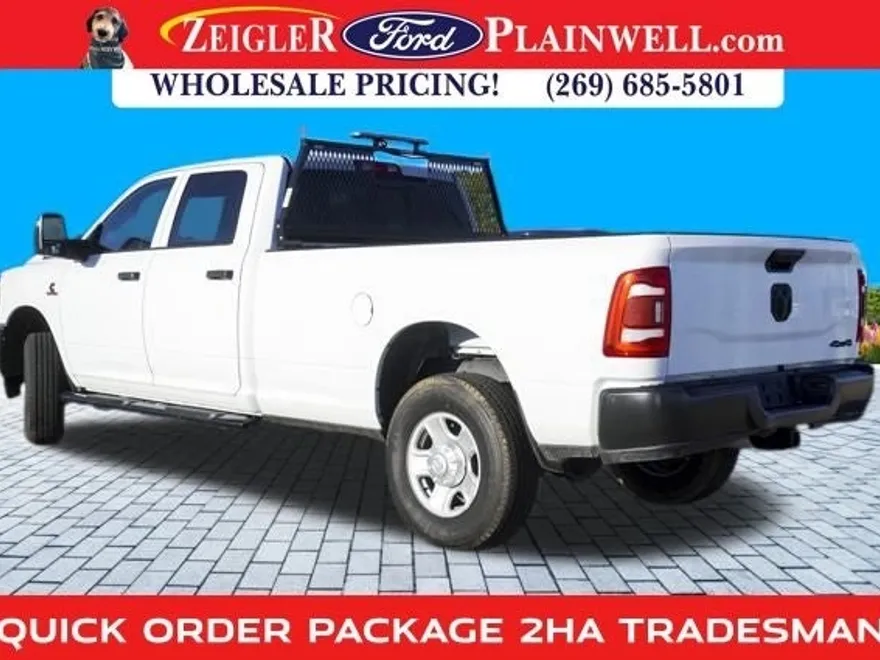 2024 Ram 3500 Tradesman photo 1