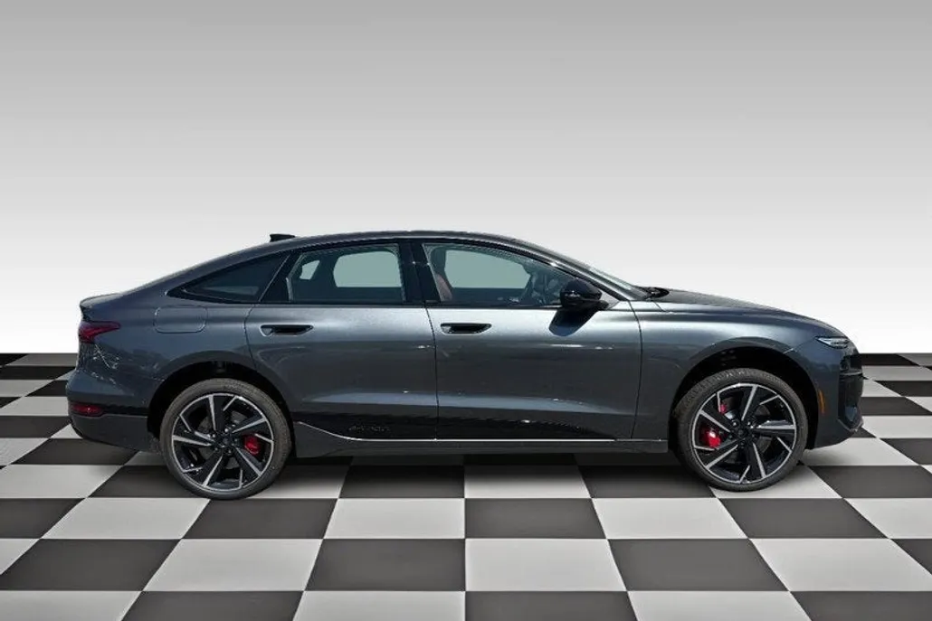 2025 Audi S6 Premium Plus photo 1