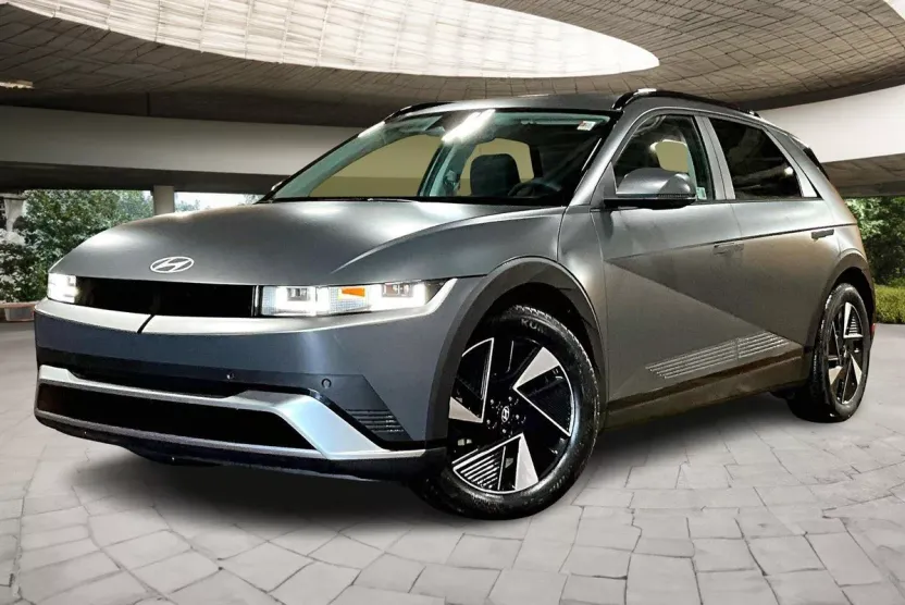 2025 Hyundai Ioniq 5 SEL photo 1