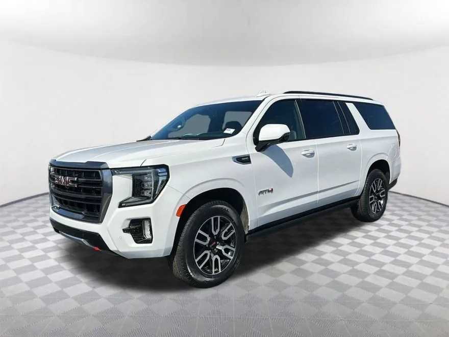 2024 Gmc Yukon XL AT4 photo 1