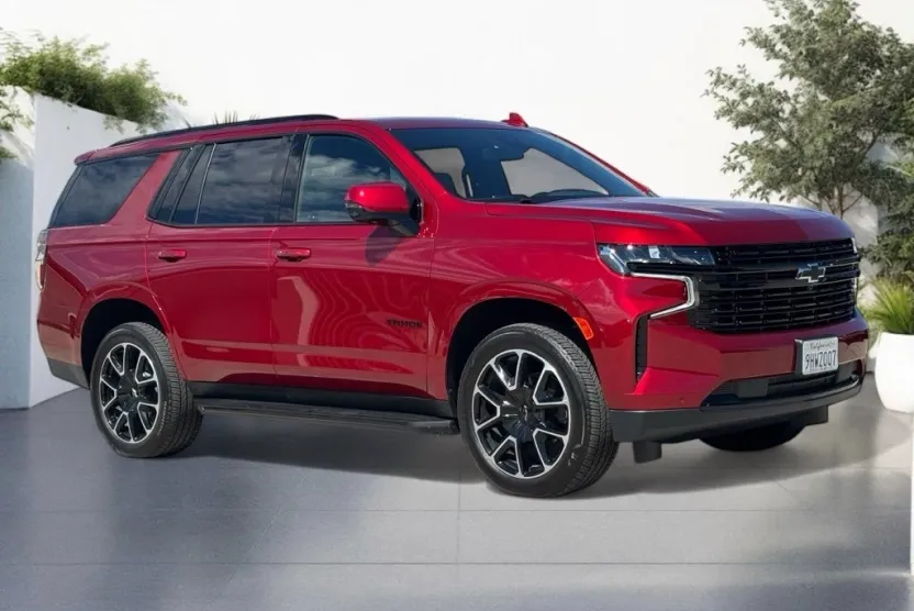 2023 Chevrolet Tahoe RST photo 1