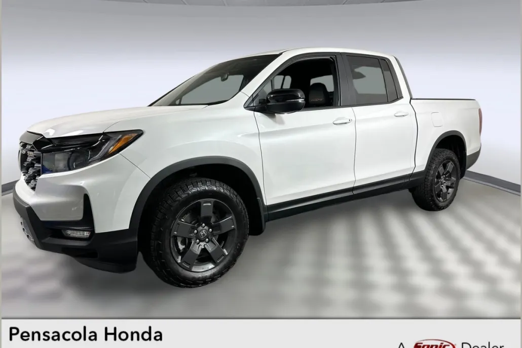2026 Honda Ridgeline TrailSport photo 1