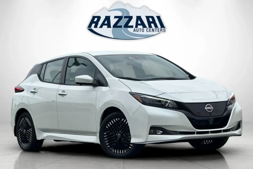 2025 Nissan Leaf SV Plus photo 1