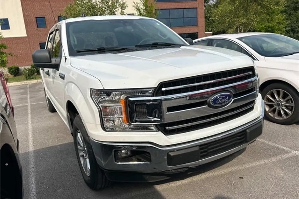 2019 Ford F-150 XLT photo 1