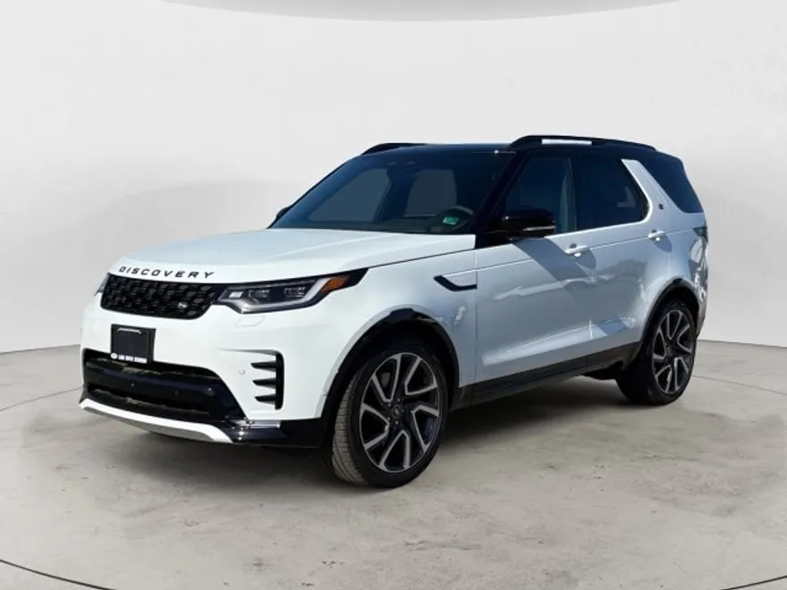 2025 Land Rover Discovery SE photo 1