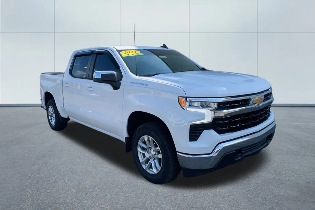 2024 Chevrolet Silverado 1500 LT photo 1