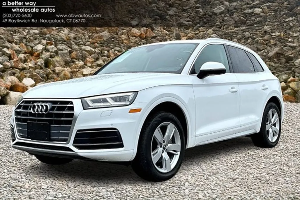2018 Audi Q5 2.0T Premium Plus photo 1