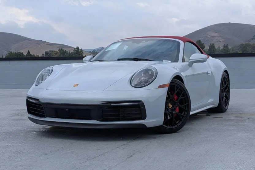 2024 Porsche 911 4S 4 GTS Cabriolet photo 1